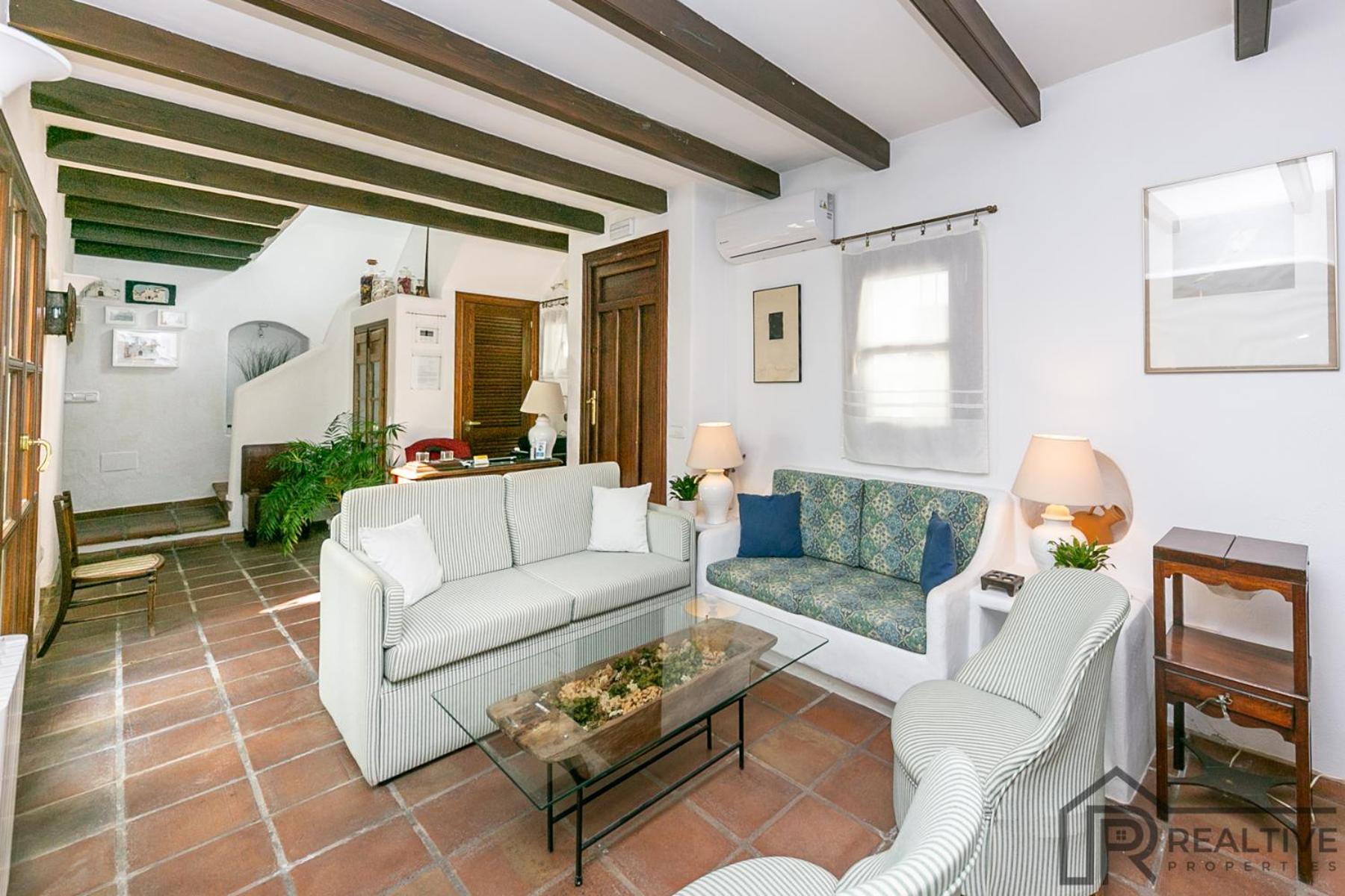 La Casa De La Iglesia Inn